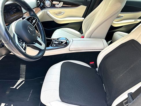 Used 2020 Mercedes-Benz E 350 Sedan image 6