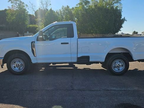 Used 2024 Ford F250 XL w/ XL Driver Assist Package RWD image 7