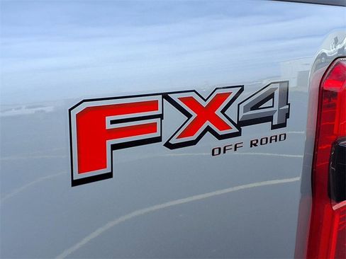 Used 2024 Ford F350 Lariat w/ Lariat Ultimate Package image 36