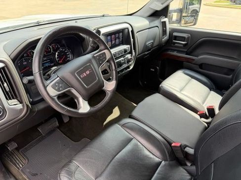 Used 2017 GMC Sierra 1500 SLT w/ SLT Premium Package AWD/4WD image 12