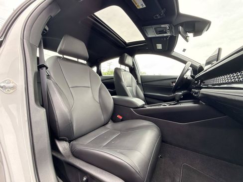 Used 2024 Honda Accord Sport image 12