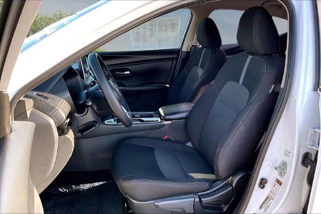 Used 2024 Nissan Sentra SV FWD image 20