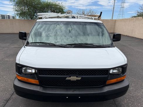 Used 2013 Chevrolet Express 2500 RWD image 4
