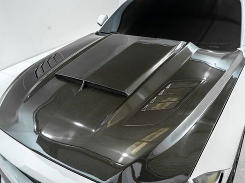 Used 2018 Ford Mustang GT RWD image 16