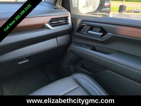Used 2025 GMC Yukon Denali AWD/4WD image 20