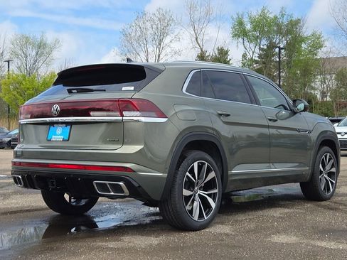New 2026 Volkswagen Atlas Cross Sport SEL Premium R-Line AWD/4WD image 4
