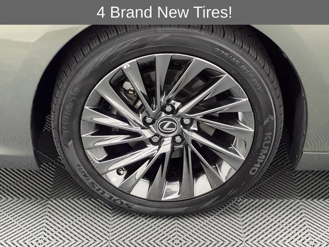 Certified 2025 Lexus ES 300h w/ Accessory Package (Z1) FWD image 23