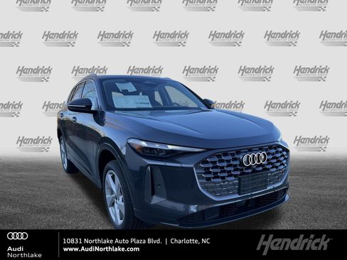 Used 2025 Audi Q5 Premium Plus AWD/4WD image 1