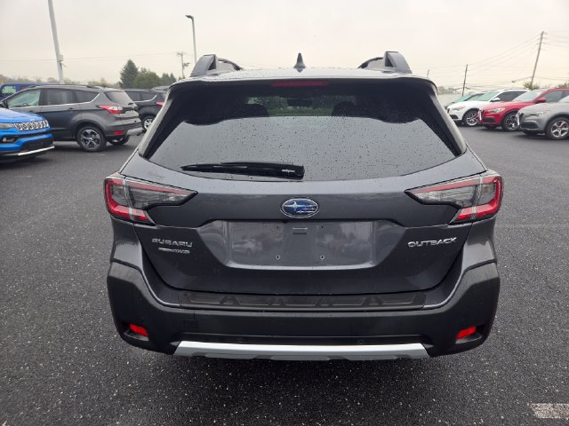 Used 2025 Subaru Outback Limited AWD/4WD image 14