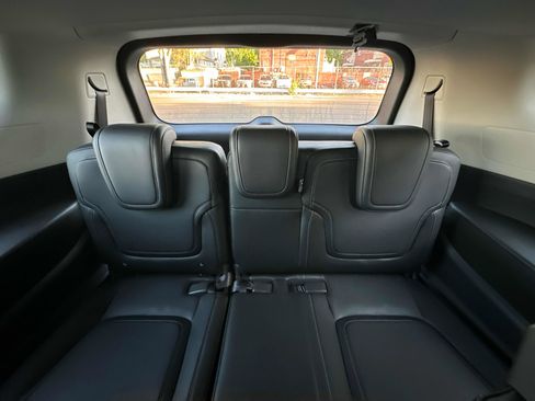 New 2026 Nissan Armada SV image 27