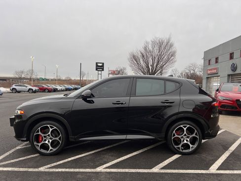 Used 2024 Alfa Romeo Tonale Veloce image 10