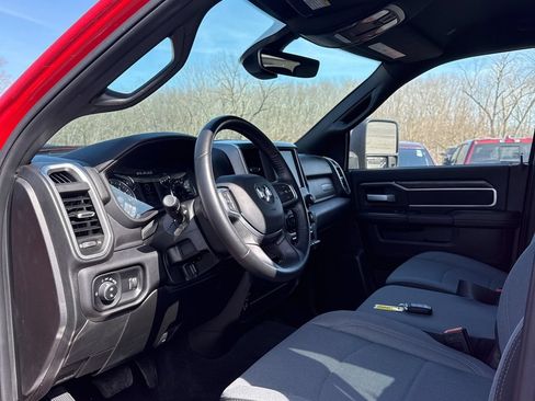 Used 2024 RAM 2500 Big Horn w/ Bed Utility Group AWD/4WD image 9