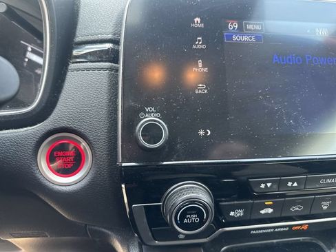 Used 2017 Honda CR-V EX image 14