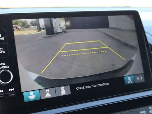 Used 2025 Honda Odyssey Sport-L image 9
