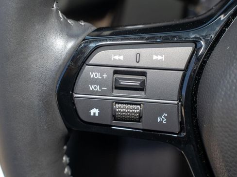 Certified 2024 Honda HR-V EX-L image 32