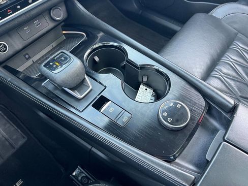 Used 2021 Nissan Rogue Platinum image 13