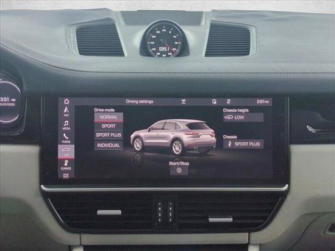Used 2019 Porsche Cayenne S AWD/4WD image 15