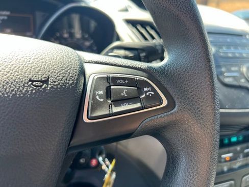 Certified 2017 Ford Escape SE FWD image 10
