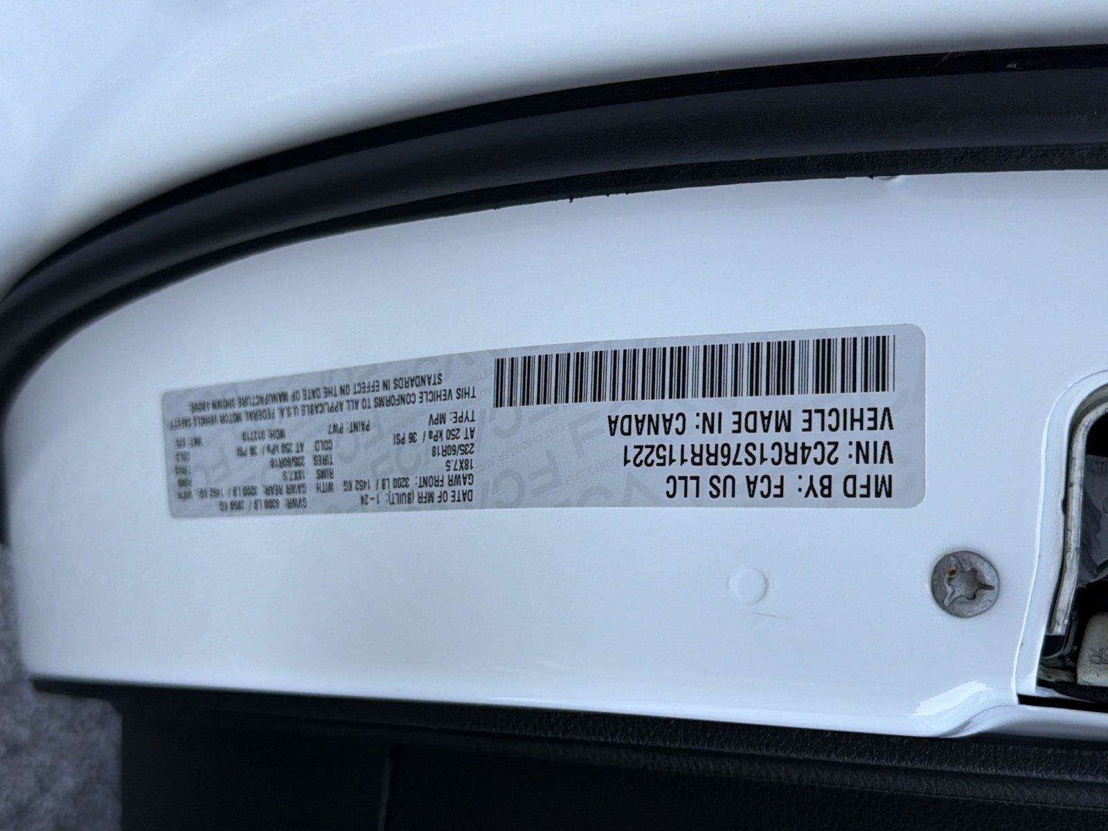 Used 2024 Chrysler Pacifica Limited FWD image 33