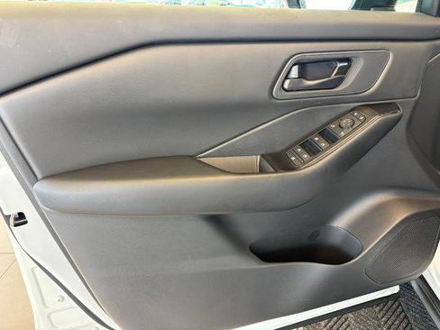Certified 2025 Nissan Rogue S AWD/4WD image 14