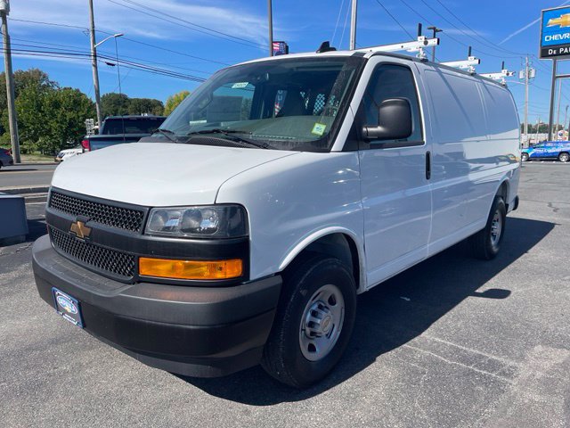New 2026 Chevrolet Express 2500 w/ Driver Convenience Package RWD image 15