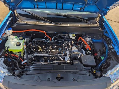 New 2025 Ford Maverick XLT w/ Equipment Group 301A image 33