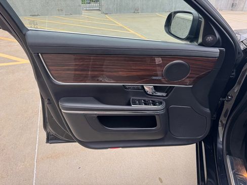 Used 2013 Jaguar XJ L Portfolio image 10