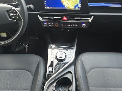 Used 2024 Kia Niro Wind FWD image 10
