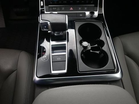 Used 2021 Audi Q7 3.0T Premium Plus w/ Executive Package image 13