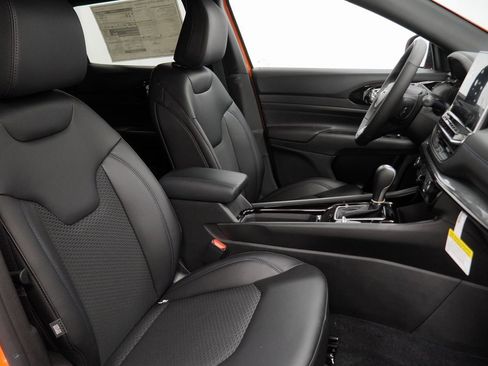 New 2026 Jeep Compass Latitude image 35