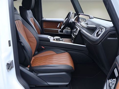 Used 2022 Mercedes-Benz G 550 image 18