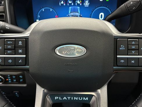 Used 2026 Ford F450 Platinum w/ FX4 Off-Road Package AWD/4WD image 29