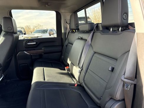 Used 2021 GMC Sierra 3500 Denali w/ Denali Ultimate Package image 27