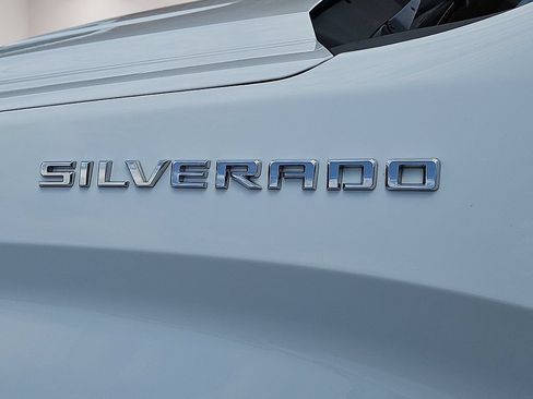 Used 2020 Chevrolet Silverado 1500 LT w/ Texas Edition AWD/4WD image 14