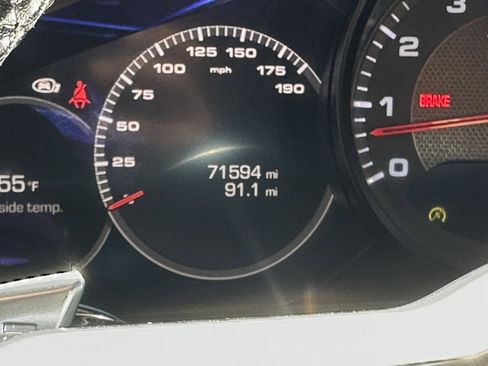 Used 2018 Porsche Panamera 4 image 15