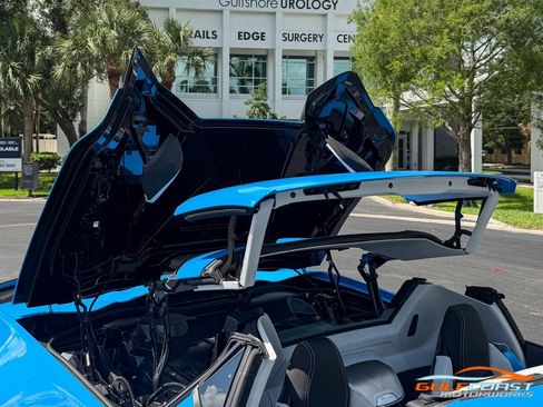 Used 2024 Chevrolet Corvette Z06 RWD image 60