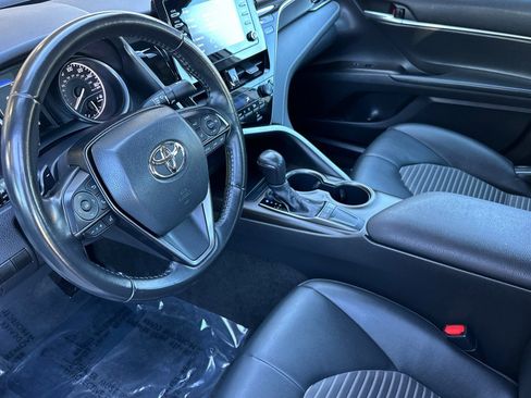 Used 2023 Toyota Camry SE FWD image 6