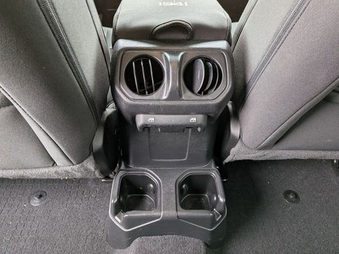 Used 2023 Jeep Wrangler Willys image 29