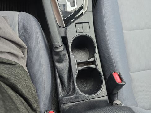Used 2014 Toyota Corolla L FWD image 22