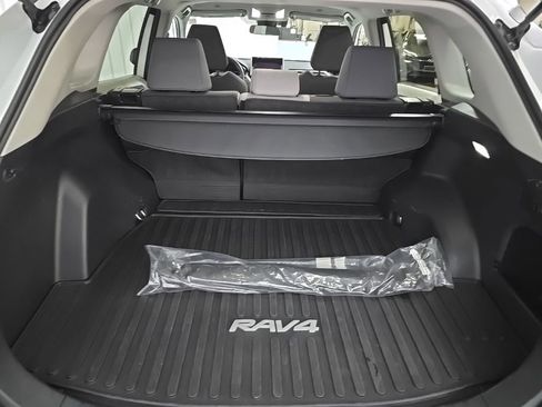 Used 2023 Toyota RAV4 XLE w/ XLE Grade Weather Package AWD/4WD image 11