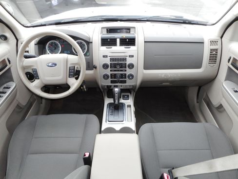 Used 2009 Ford Escape 4WD Hybrid image 18