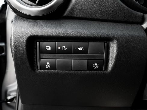 New 2025 Nissan Versa S image 18