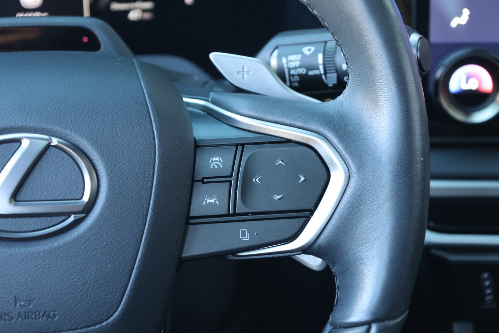 Used 2023 Lexus RX 350 Premium Plus w/ Accessory Package AWD/4WD image 30