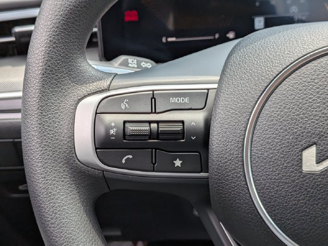New 2026 Kia K5 LXS FWD image 14