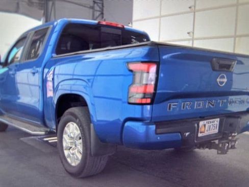 Used 2024 Nissan Frontier SV w/ Technology Package image 10