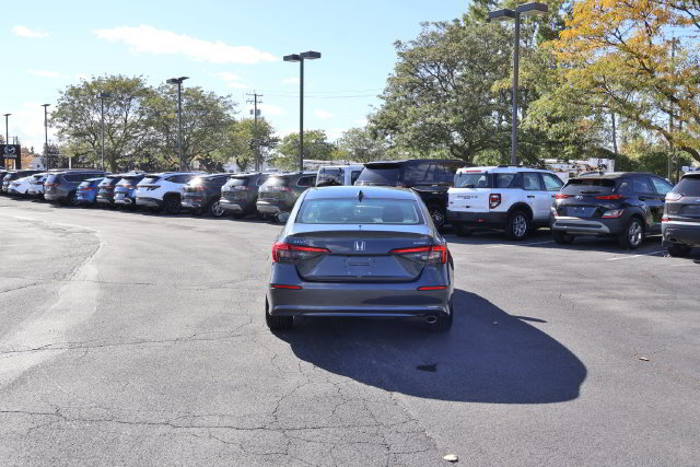 Used 2023 Honda Civic Sport image 4