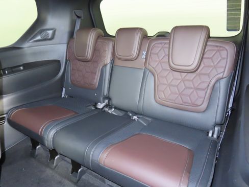 New 2026 Nissan Armada Platinum image 11