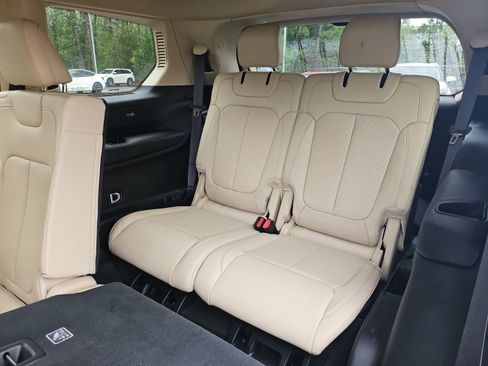 Used 2022 Jeep Grand Cherokee L Limited w/ Luxury Tech Group II AWD/4WD image 7