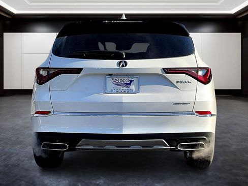 New 2026 Acura MDX SH-AWD image 4