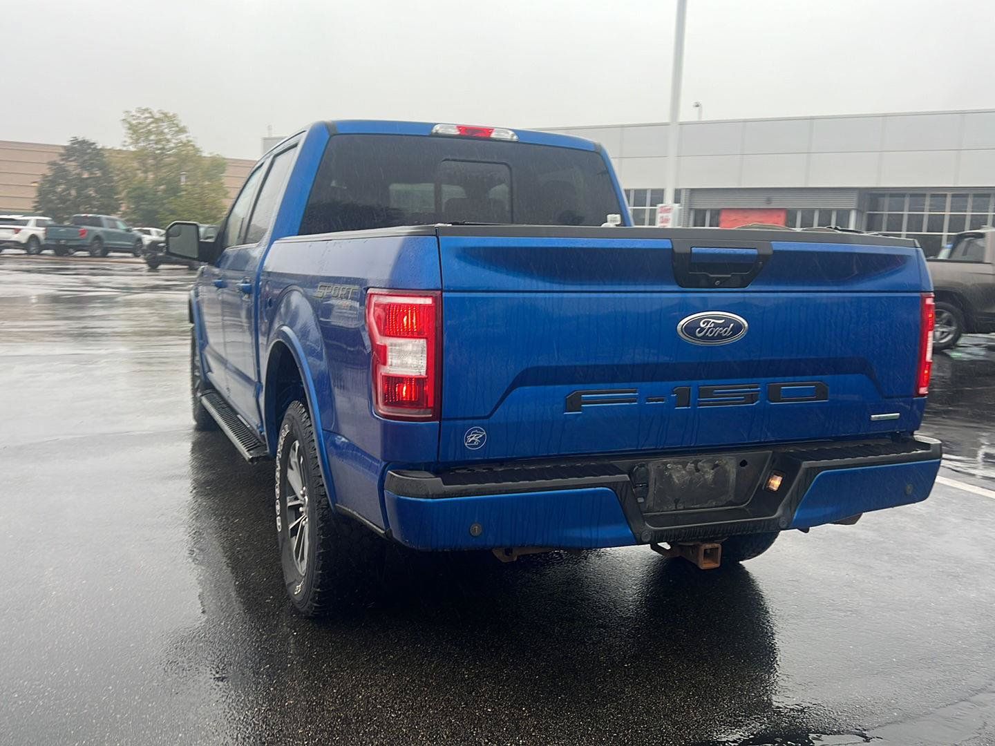 Used 2018 Ford F150 XLT w/ Equipment Group 302A Luxury AWD/4WD image 9